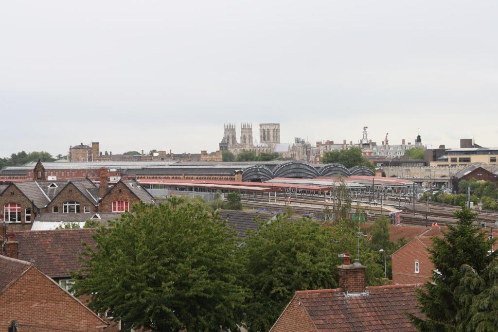 Holmwood House Guest 4* York